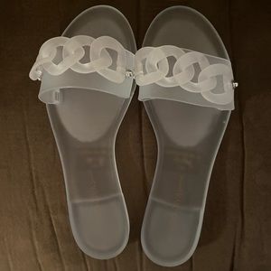 NWOT VICI Size 9 Sandals